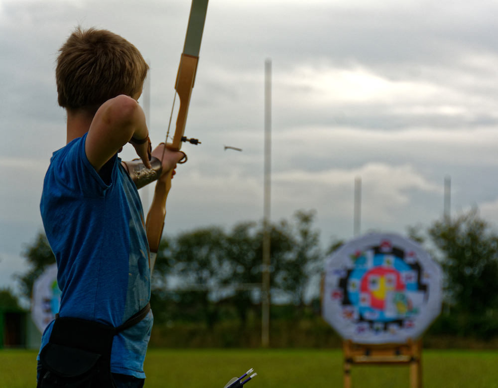 Junior archer, barebow, fun shoot